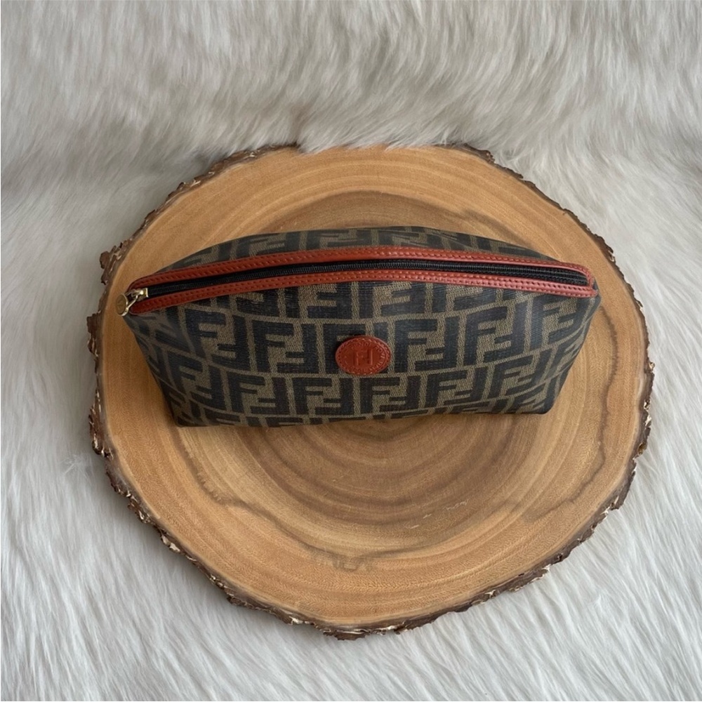 Fendi vintage large cosmetic clutch pouch bag - Picture 3 of 16